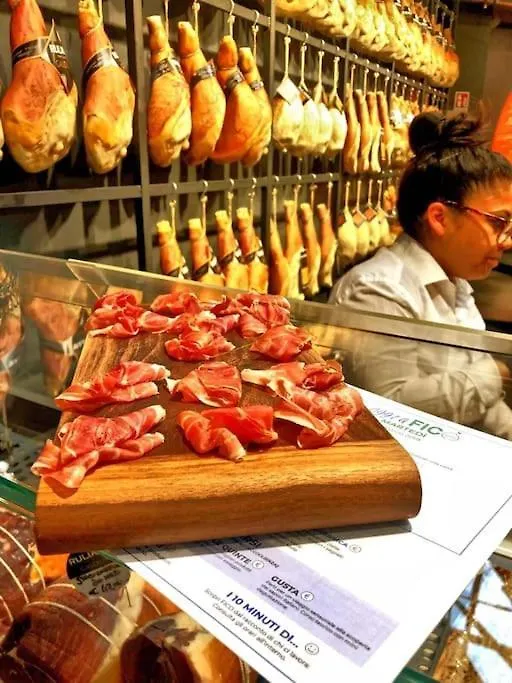 Mille'S Appartament City Center Bologna 0*,  Italy